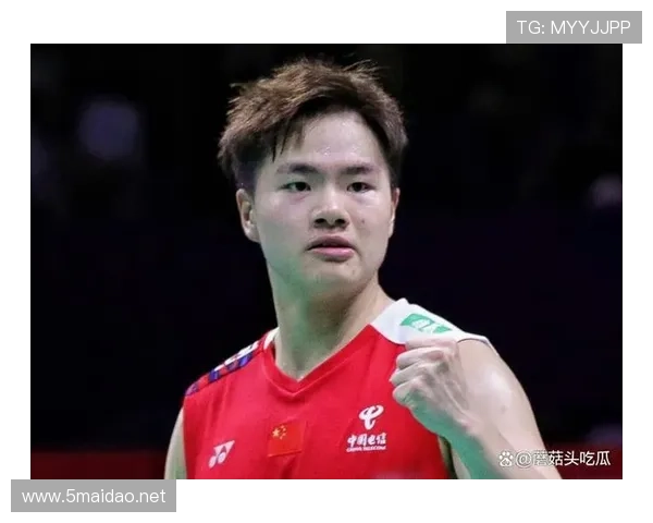 假设梁伟铿穿名牌西装走红毯，吃瓜的第一句话竟然是：洗衣费谁出？