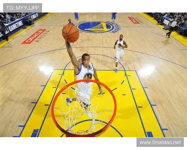 蒙塔·埃利斯无球穿插效率提升，改变进攻节奏主导快攻